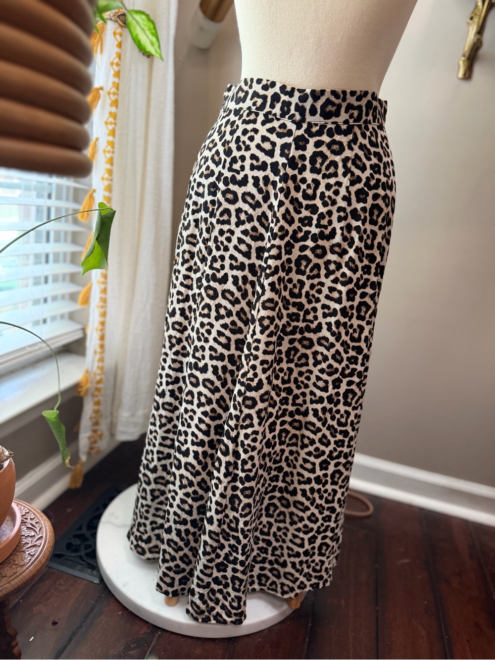 H&M - Leopard Print Midi Skirt - Neutral